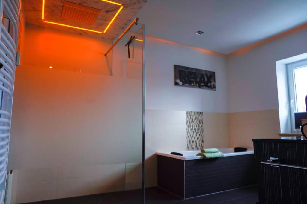 Ht Appartement Nr 2 Greppin Exteriér fotografie